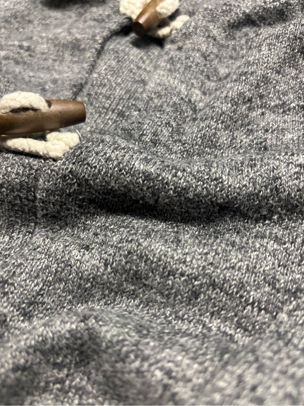 Baby Gap Hooded Toggle Sweater Jacket 5T Gray Knit Cozy Fall Winter - Picture 5 of 8